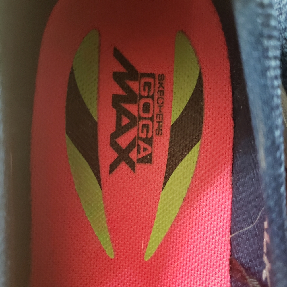 Shoes - Picture 2 of 3